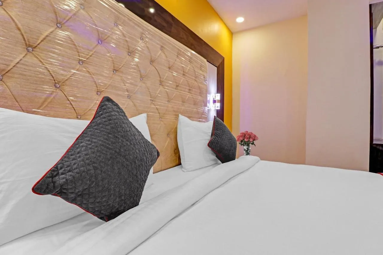 ****  Hotel O Yadav Residency インド